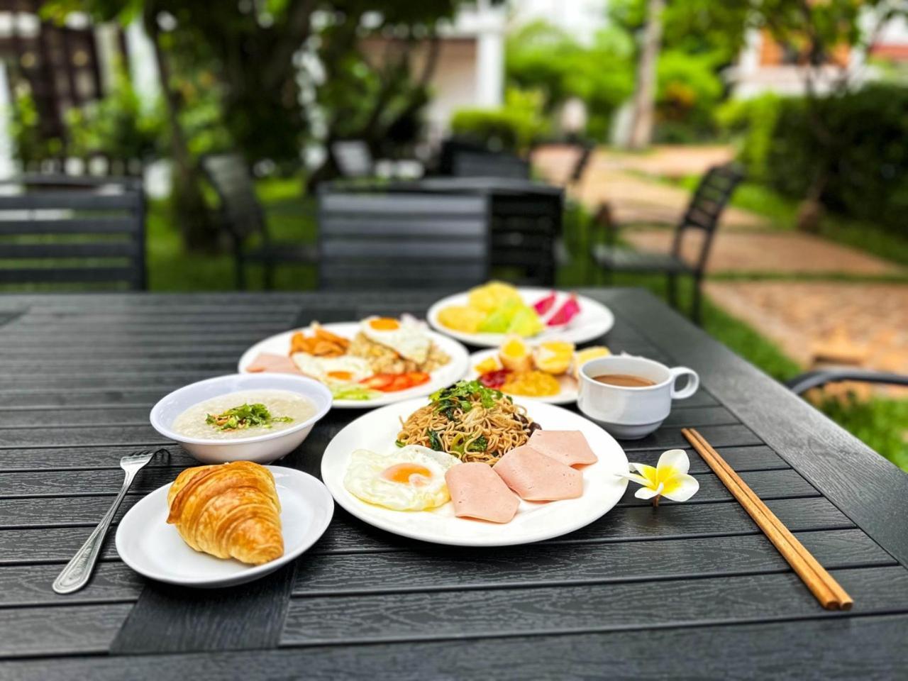 Meuangluang Hotel ルアンパバーン エクステリア 写真