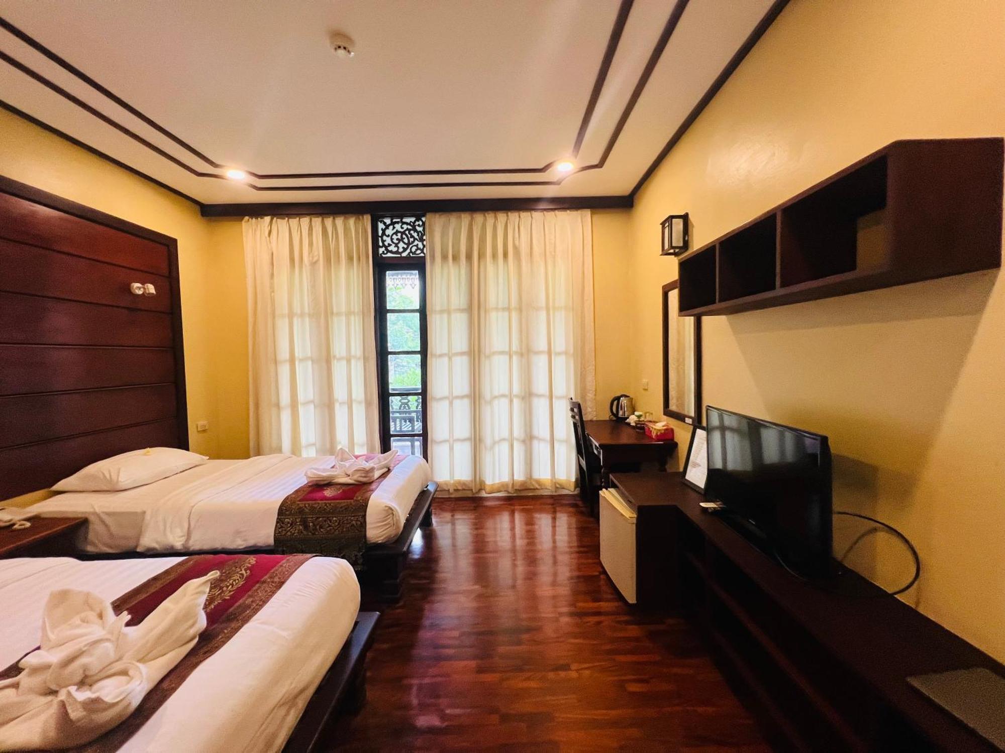 Meuangluang Hotel ルアンパバーン エクステリア 写真