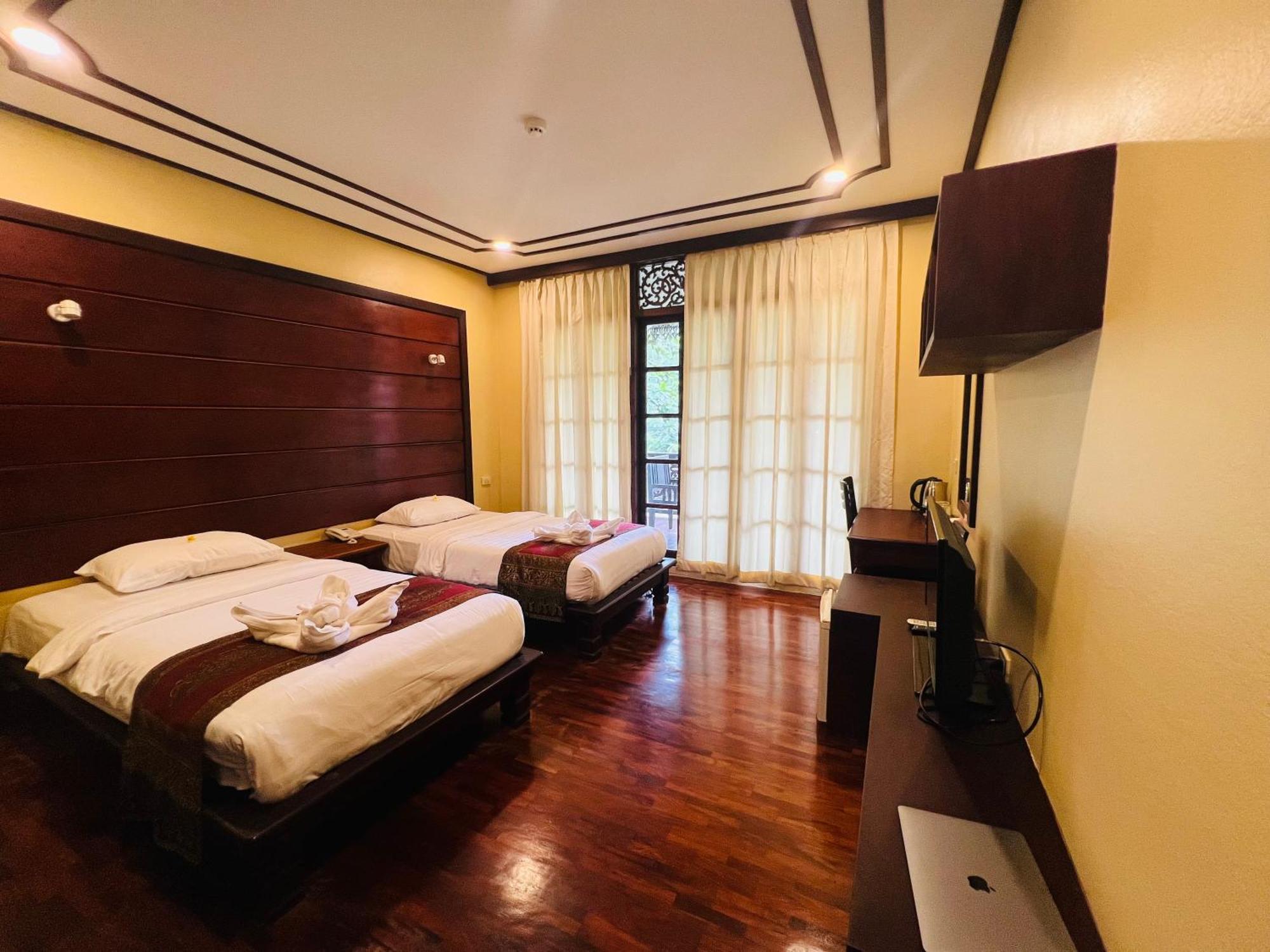 Meuangluang Hotel ルアンパバーン エクステリア 写真